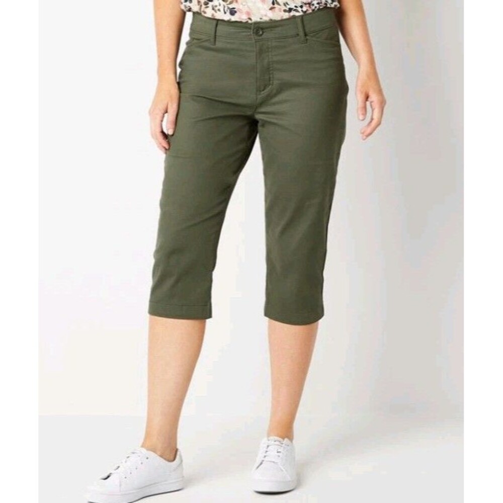 NWT Women's St. John's Bay Secretly Slender Midrise Capri Pants Size 4 Black - Picture 5 of 7